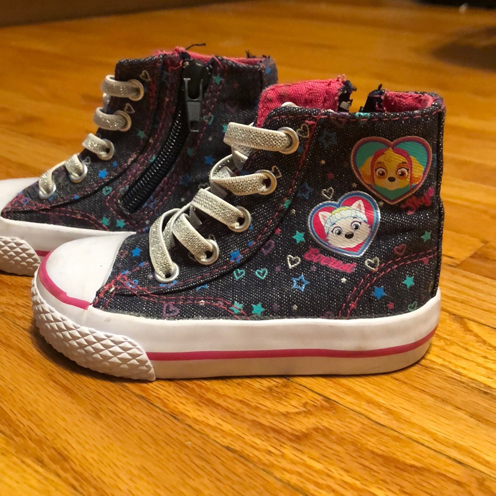 Toddler shoes